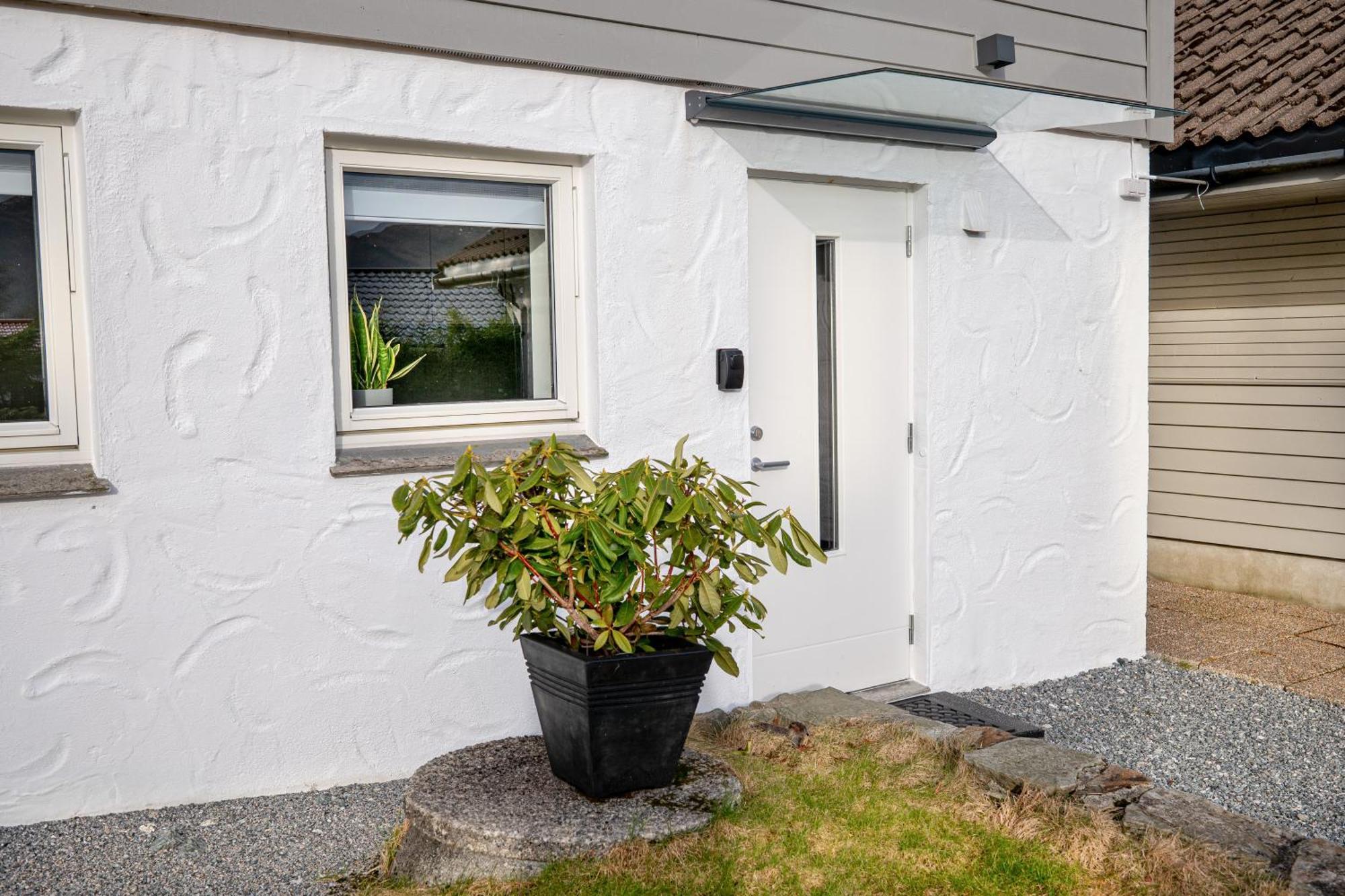 Ks Apartment Near Bergen Bagian luar foto